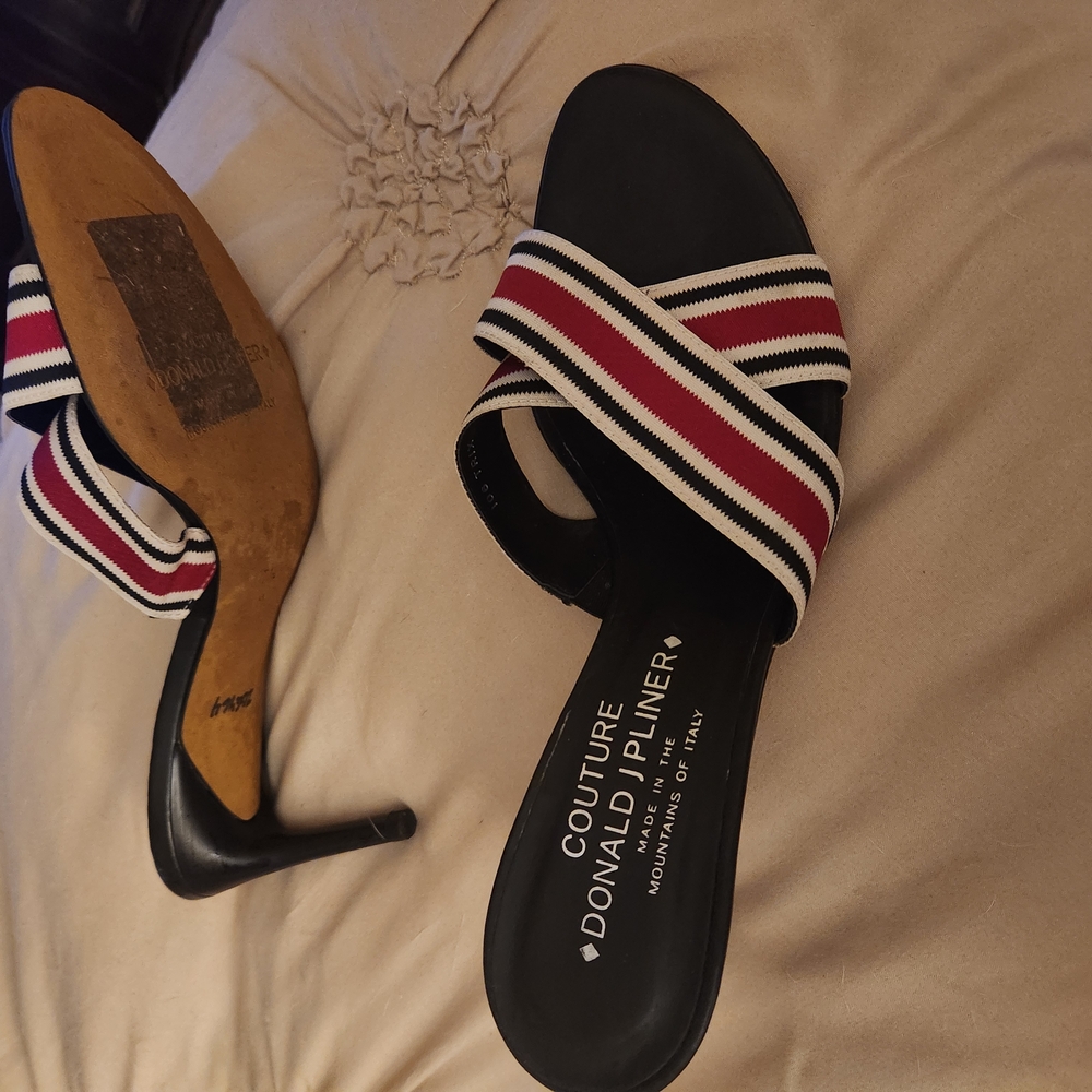 Donald J. Pliner Trix Black/Red Mules w/ Striped Fabric Straps Size 7.5 Med - Picture 5 of 8